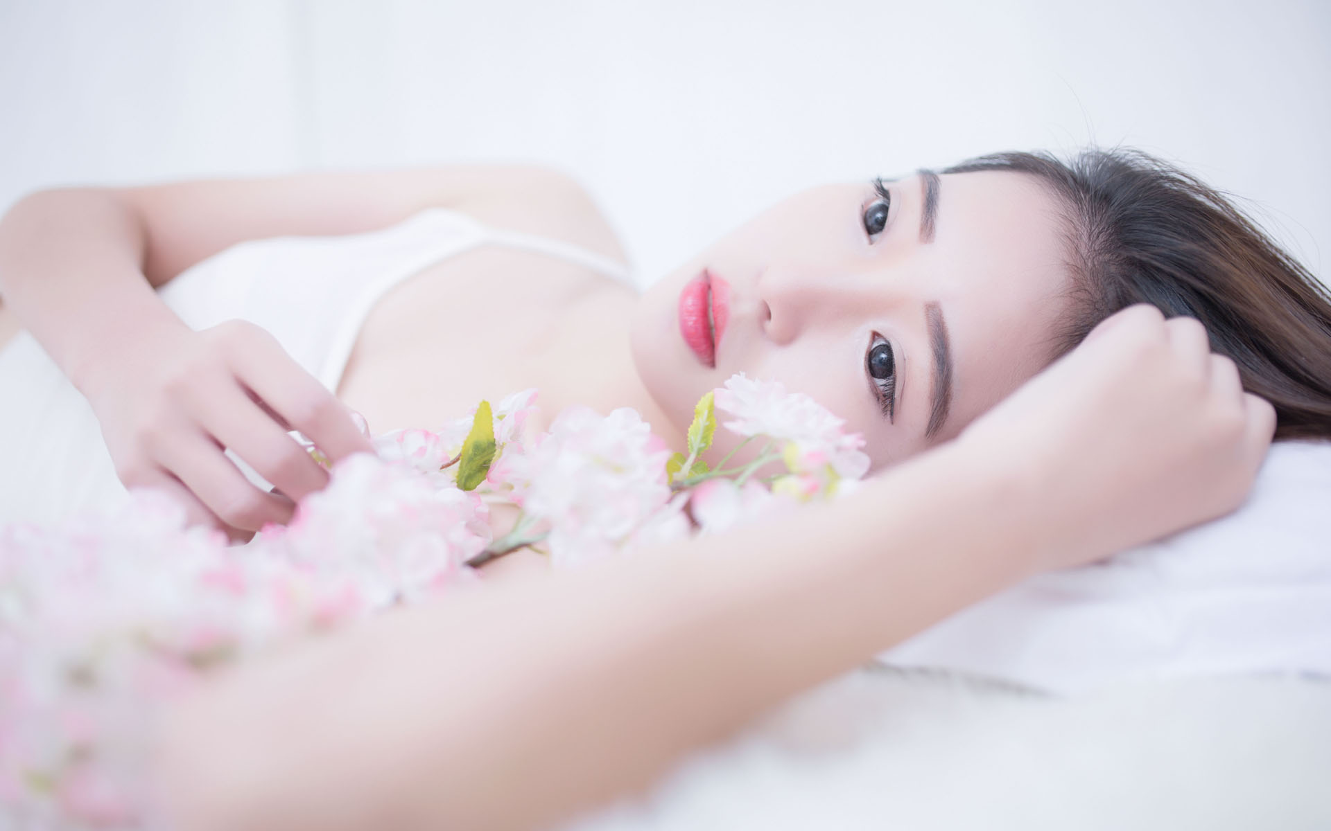 普京视察俄罗斯最大钢铁厂